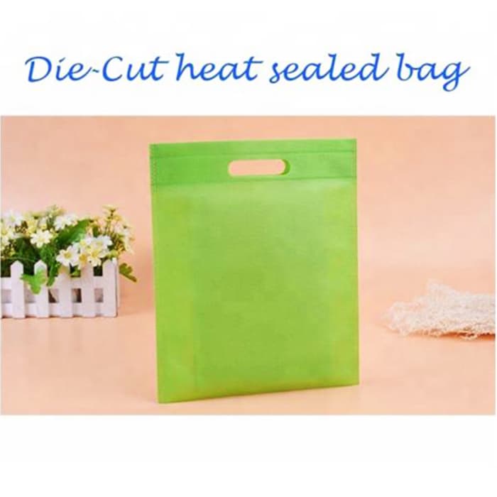 Non-Woven U-Cut Bag (Classic)